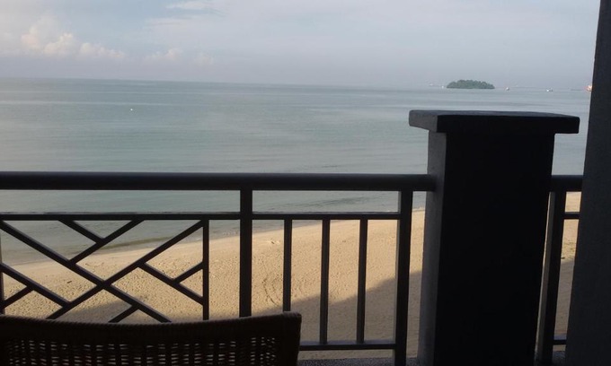 Taman Haji Zainal Apartment | Port Dickson apartment, marina bay view
