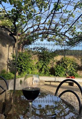 Vilarinho Apartment | Porto Area, Poolside Sunsets of Vila Boa