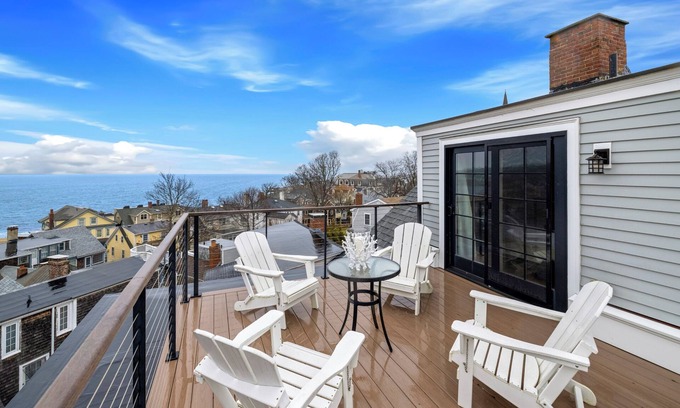 Rockport House | Portside Overlook: Village and Beach Views!