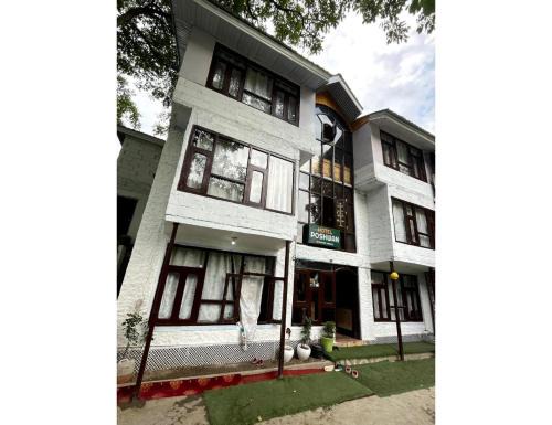 Laripora House | Poshwan Guest House, Pahalgam