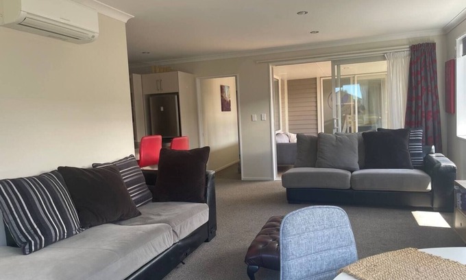Pegasus House | Pounamu Paradise, Pegasus Bay