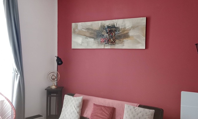 Luxeuil-les-Bains Apartment | Pounette, T3 apartment center/Luxeuil thermal baths