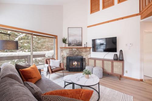 Whistler Creekside Apartment | Powderview by Outpost Whistler