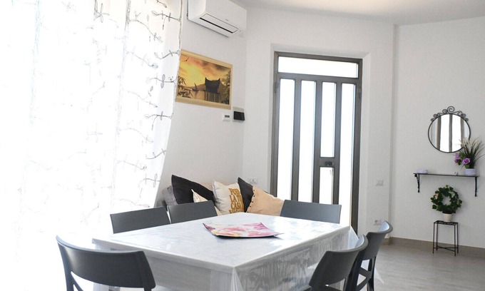 Porto Potenza Picena Apartment | PP07 – Porto Potenza, Three-Room Apartment with Sea View and Air Conditioning
