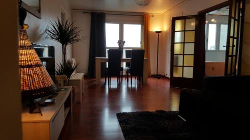 Dammarie Les Lys Apartment | Près de Melun, Appt 3 pièces 2 chambres tout confort