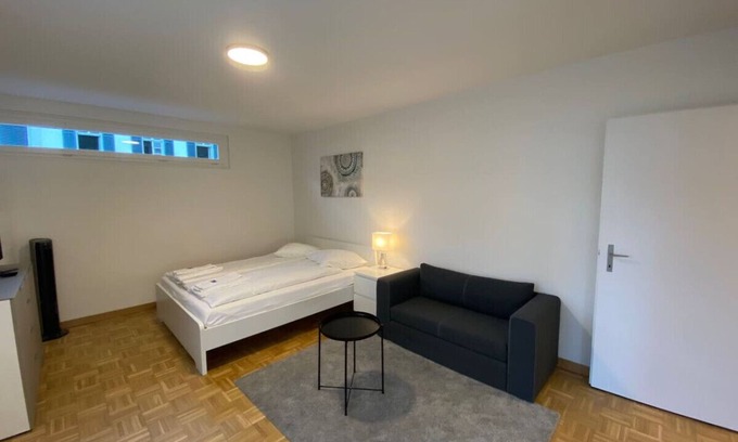 Hochschulen Apartment | Practical studio in the city center (Art 7)
