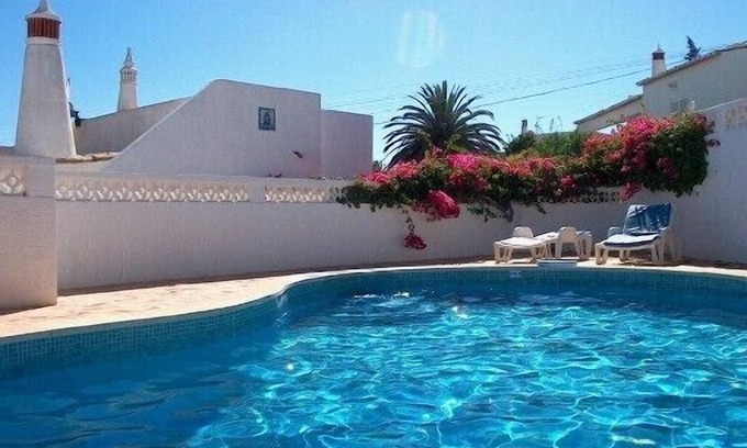 Luz Villa | PRAIA DA LUZ - LAGOS SPACIOUS VILLA ON CLOSED GROUNDS WITH PRIVATE POOL
