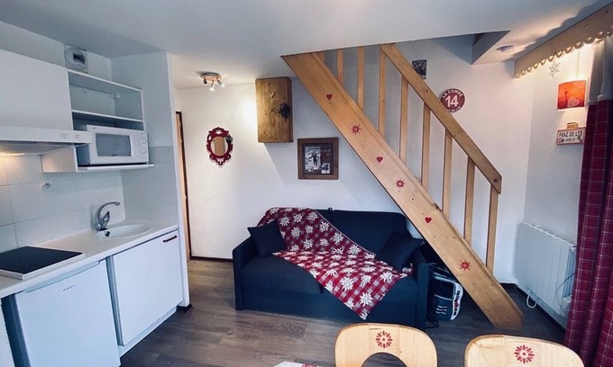 Le Praz de Lys Apartment | Praz de Lys resort, duplex apartment 200 metres from the ski lifts