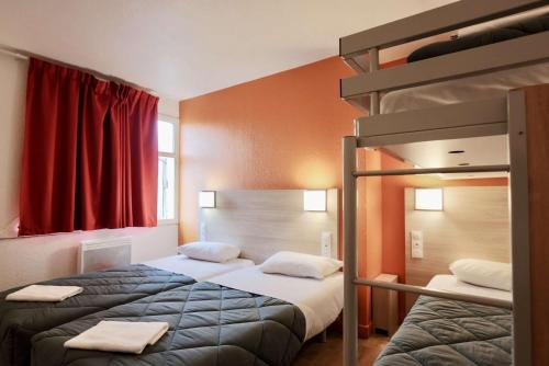 Plaisir Hotel | Première Classe Plaisir Gatines