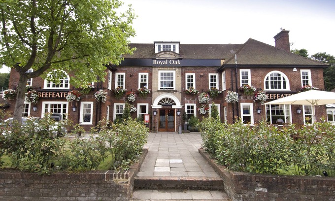 Trotterscliffe Hotel | Premier Inn Maidstone/Sevenoaks