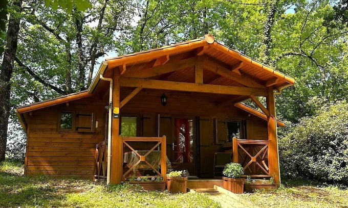 Marsan Ski Chalet | Premium Chalet 3 Zimmer 4/6 Personen + TV