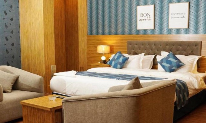Riyadh House | Premium Grand Suite| Luxe Palette Credi Stay