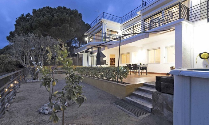 Caldes d'Estrac House | PREMIUM HABITAT ROCA GROSSA