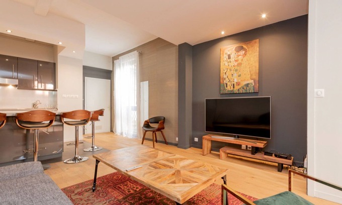 Saint-Etienne Apartment | Prestigious apartment – rue des Arts