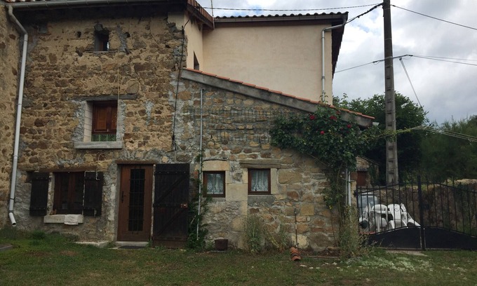 Brousse House | Pretty country house