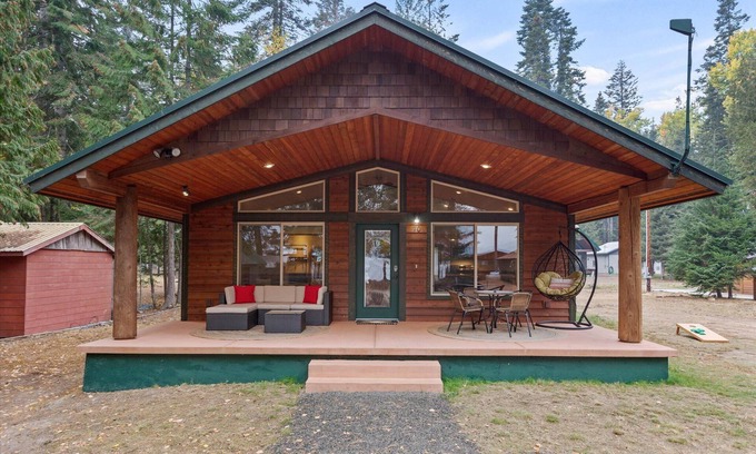 Nordman Cabin | Priest Lake Family Cabin w/Private Beach Access