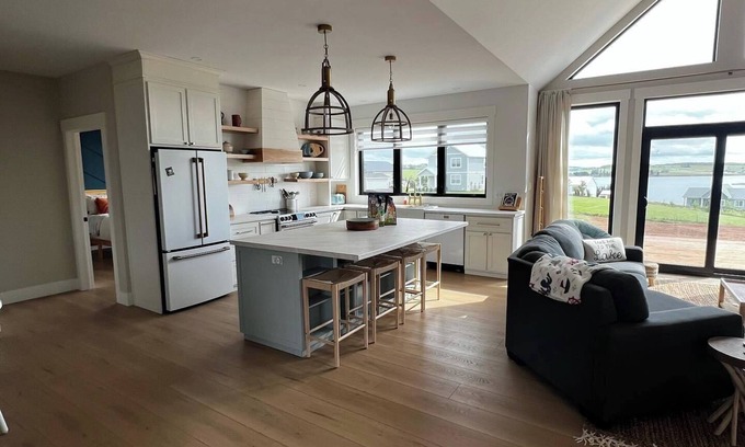 French River House | Prince Edward Island riverside retreat - 10 minutes from world famous beaches