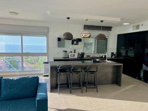 Netanya Apartment | Prince Palace Netanya Lagoon Beach 3BR