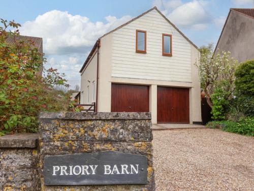 Street House | Priory Barn Apartment