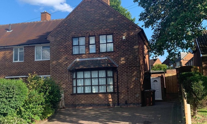 Olton Condo | Private Annexe in Solihull -NEC,JLR,BHX