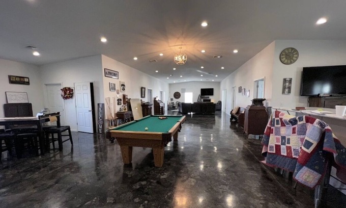 Sullivan County Other | Private country getaway in the middle of nowhere!