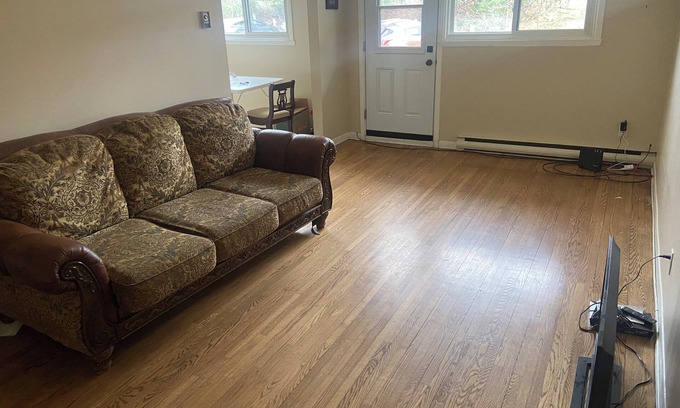 Deep River Apartment | Private Cozy Room in Downtown Deep River