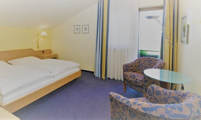 Lauf an der Pegnitz Resort | Private room ∙ 1 bedroom ∙ 1 guest