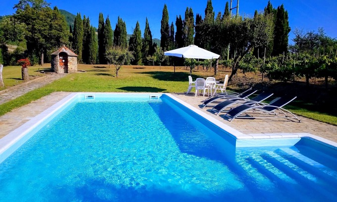 Mombaldone Villa | Private Detached Villa with Swimming Pool set in large mature gardens