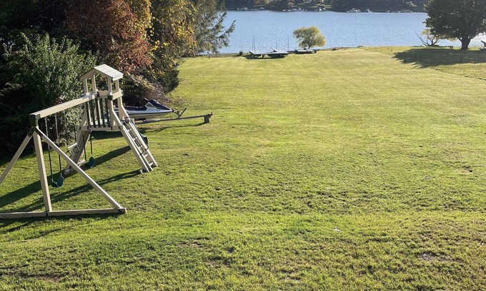 McHenry Cabin | Private Dock, Hot Tub, Lakefront, Play Set, Large yard, Fire Pit, gas fireplace