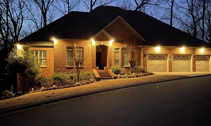 Benton House | Private Floor with plenty of amenities