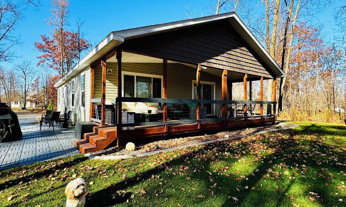Onamia House | Private Home located on Izaty's Golf Course