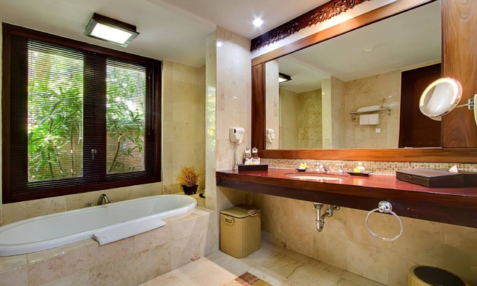 Kartika Plaza Villa | Private Plunge Pool Villa near the Beach