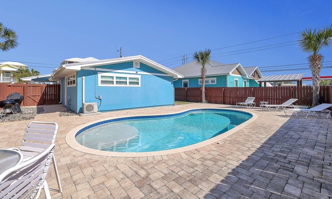 Bel Air House | Private pool! Pet friendly! Fun!