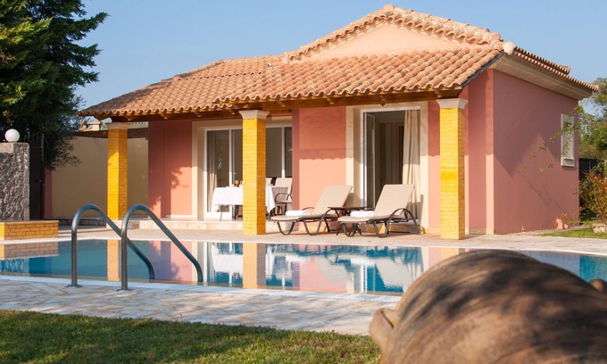 Dassia Villa | Private pool Villa Nefeli in Dassia Corfu