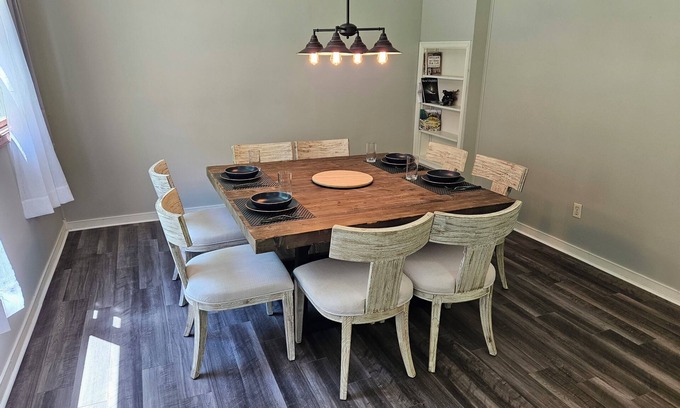 Talcott House | Private retreat only minutes from Sandstone Falls, Bluestone Lake and Park!