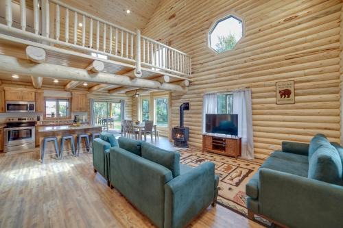 Rigby House | Private Riverside Cabin, Golf Across the Street