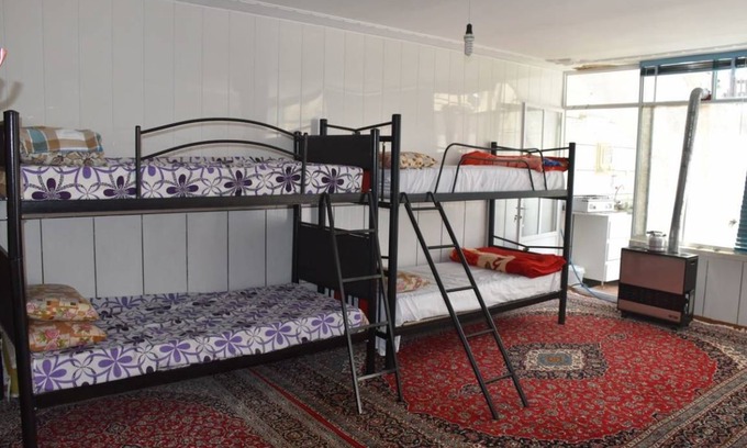 Varzaneh Resort | Private room ∙ 4 guests
