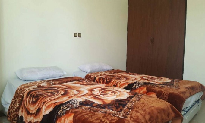 Shīrāz Resort | Private room ∙ 4 guests