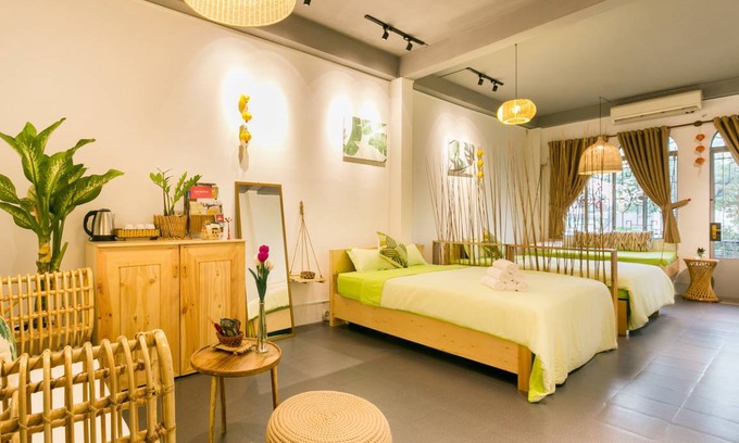 Bach Dang Riverside Resort | Private room ∙ 6 guests