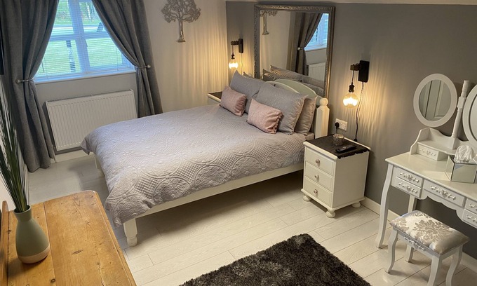 Leyland House | Private Rural Barn Annex, Pet Friendly With Free Wi-Fi and Parking On Premises