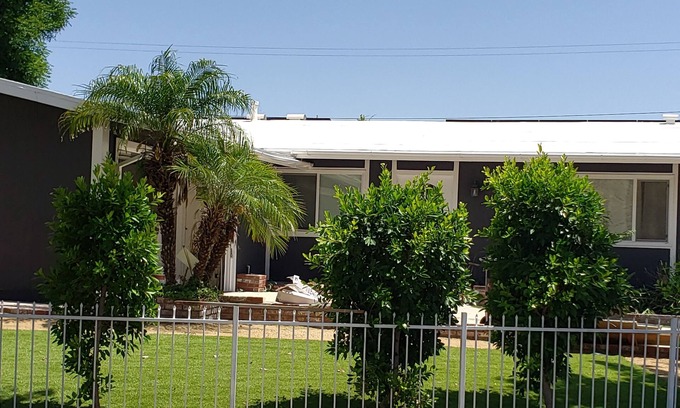 West Hills House | Private villa in West hills with large backyard