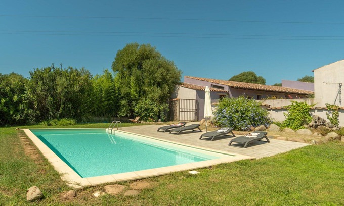 Viddalba House | Private Villa with private pool, WIFI, A/C, TV, patio, pets allowed, panoramic view, parking