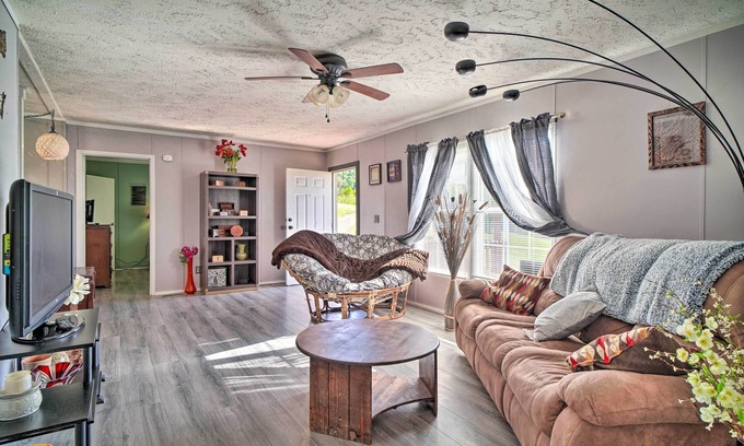 Mohawk House | Private Yard & Fire Pit: Pet-Friendly Midway Abode