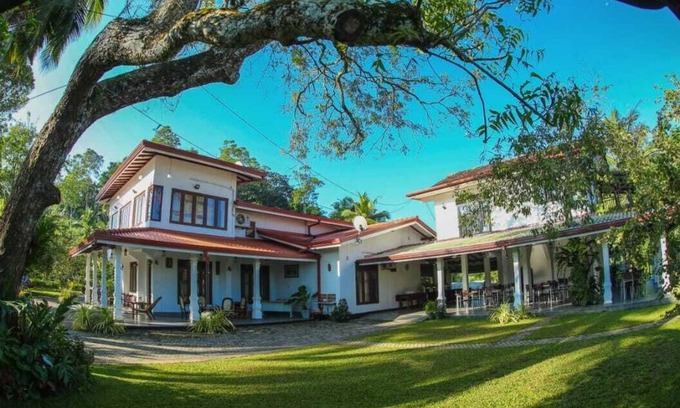 Baddegama Villa | Privet villa canelle