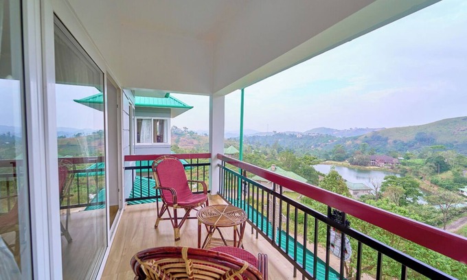 Elappara Resort | Priyas Villa Vagamon by VOYE HOMES