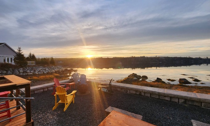 Prospect Bay Cottage | Prospect Bay Oceanfront - Close to Halifax/Peggy's Cove & MorenSTR2526B0763