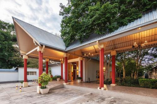 Katima Mulilo Hotel | Protea Hotel by Marriott Zambezi River Lodge