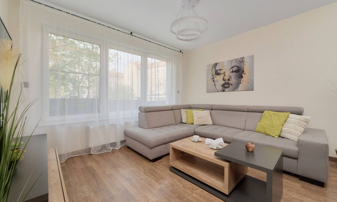 Srodmiescie Apartment | Prusa 8 | Elegant Apartment | Parking, Terrace