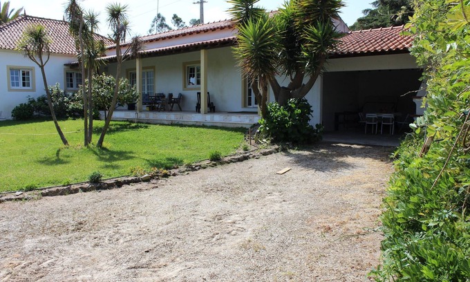 Mouraria Other | Farmhouse with large outdoor garden, private, near the beach, very green and quiet