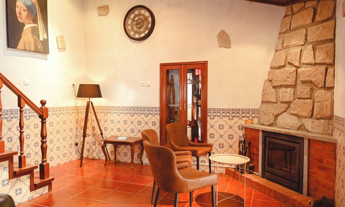 Gouveia House | Casa Regada - Authentic Portuguese townhouse